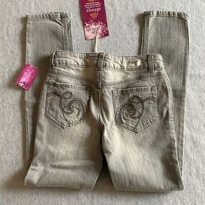 NWT Epic Threads Grey Skinny Jeans Size 8